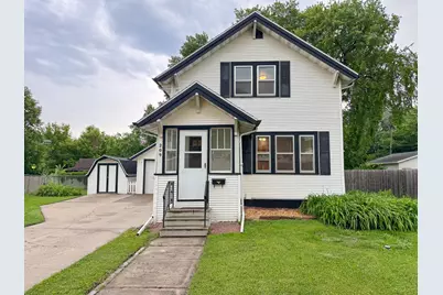 209 11th Street N, Moorhead, MN 56560 - Photo 2