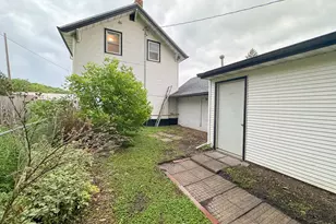 209 11th St N, Moorhead, MN 56560 - Photo 38