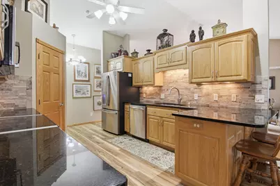 2204 20th Street SW, Willmar, MN 56201 - Photo 14