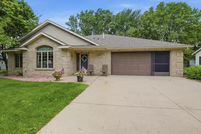 2204 20th Street SW, Willmar, MN 56201 - Photo 2