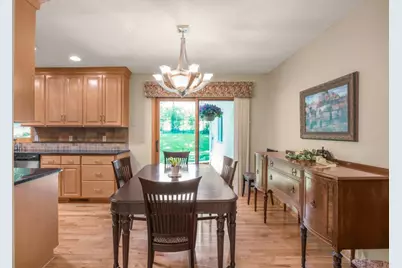 2925 Kyle Avenue N, Golden Valley, MN 55422 - Photo 8