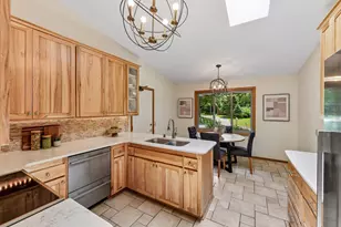 14810 Lloyds Dr, Minnetonka, MN 55345 - Photo 10