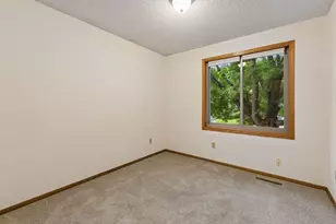 14810 Lloyds Dr, Minnetonka, MN 55345 - Photo 22