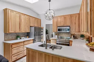 14810 Lloyds Dr, Minnetonka, MN 55345 - Photo 12