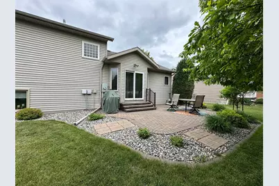 607 13th Avenue N, Moorhead, MN 56560 - Photo 4