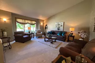 607 13th Ave N, Moorhead, MN 56560 - Photo 8