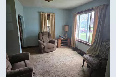 611 13th Street NE, Austin, MN 55912 - Photo 2