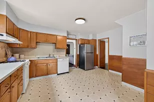 658 Nebraska Ave E, Saint Paul, MN 55106 - Photo 14