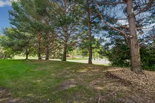 8459 Rosewood Dr, Chanhassen, MN 55317 - Photo 14