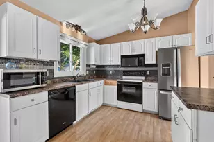 13344 90th Ave N, Maple Grove, MN 55369 - Photo 4
