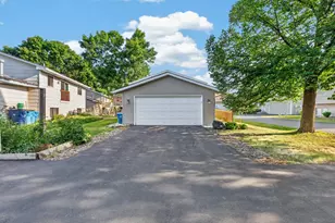 13344 90th Ave N, Maple Grove, MN 55369 - Photo 2
