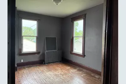 3921 5th Ave E, Hibbing, MN 55746 - Photo 6