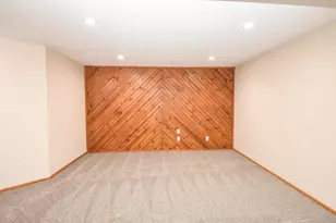 608 37 Ave S, Moorhead, MN 56560 - Photo 34