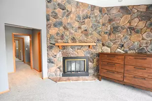 608 37 Ave S, Moorhead, MN 56560 - Photo 18
