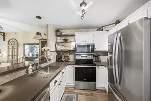 7605 Edinborough Way, Edina, MN 55435 - Photo 6