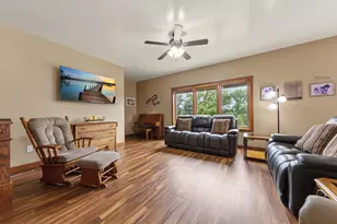 23455 135th St, Hanska, MN 56041 - Photo 22
