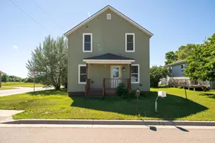 541 5th St SE, Deer River, MN 56636 - Photo 1