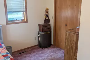 503 Wilkins St, Montevideo, MN 56265 - Photo 14