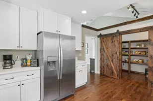 12054 Gantry Ln, Apple Valley, MN 55124 - Photo 12