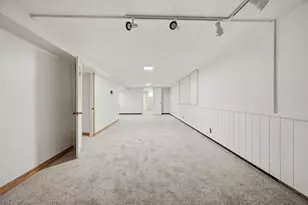 2889 Simpson St, Roseville, MN 55113 - Photo 16