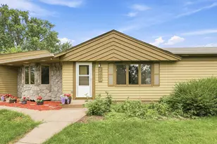 2889 Simpson St, Roseville, MN 55113 - Photo 1