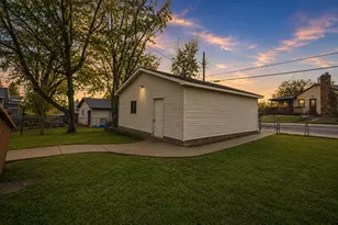 902 Dodd Rd, West Saint Paul, MN 55118 - Photo 26