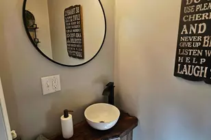 914 N 4th St, Montevideo, MN 56265 - Photo 22