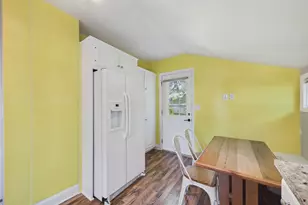 224 W 78th St, Chanhassen, MN 55317 - Photo 6