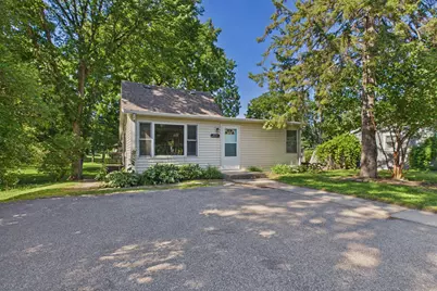 224 W 78th Street, Chanhassen, MN 55317 - Photo 2