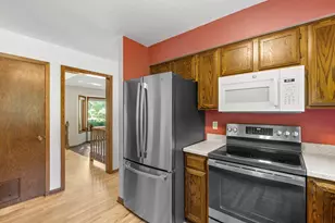 10298 Mooer Ln, Eden Prairie, MN 55347 - Photo 10