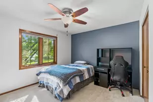 10298 Mooer Ln, Eden Prairie, MN 55347 - Photo 20