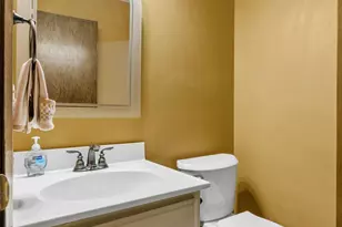 10298 Mooer Ln, Eden Prairie, MN 55347 - Photo 14