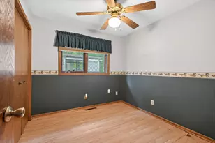 888 Nina Ct, Mendota Heights, MN 55118 - Photo 10
