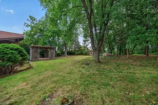 888 Nina Ct, Mendota Heights, MN 55118 - Photo 18