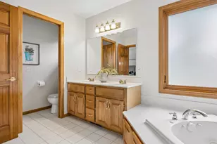 6699 Mulberry Cir E, Chanhassen, MN 55317 - Photo 44