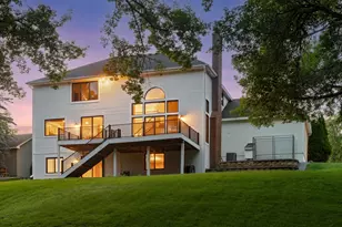 6699 Mulberry Cir E, Chanhassen, MN 55317 - Photo 8