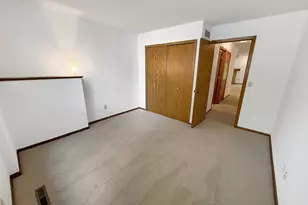 18516 Creeks Bend Dr, Minnetonka, MN 55345 - Photo 14