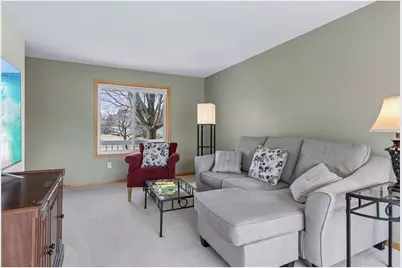 49 Windsor Wood Path, Hudson, WI 54016 - Photo 8