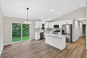 37524 Greenway Ave, North Branch, MN 55056 - Photo 10
