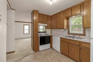 404 2nd St W, Jordan, MN 55352 - Photo 6