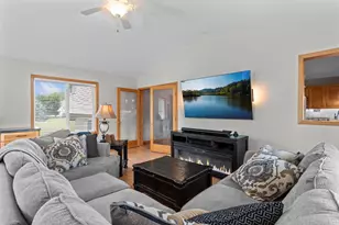 17330 Bataan St NE, Ham Lake, MN 55304 - Photo 18