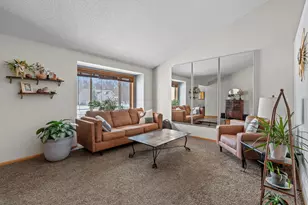 17330 Bataan St NE, Ham Lake, MN 55304 - Photo 4