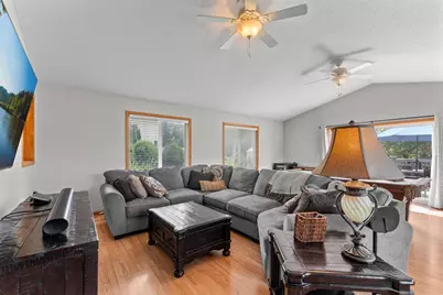 17330 Bataan Street NE, Ham Lake, MN 55304 - Photo 16
