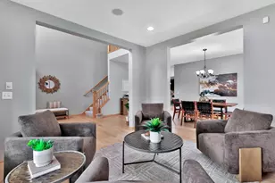 15376 Plumstone Dr, Eden Prairie, MN 55347 - Photo 4