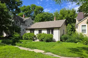 1037 24th Ave SE, Minneapolis, MN 55414 - Photo 1