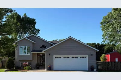 15078 669th St, Wabasha, MN 55981 - Photo 1
