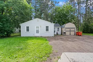 411 21st St, Cloquet, MN 55720 - Photo 2