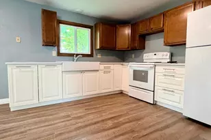 1738 Skyline Dr, Worthington, MN 56187 - Photo 4
