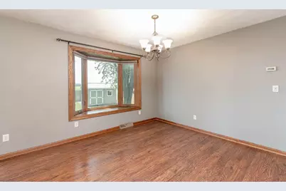 211 Holly Lane, Janesville, MN 56048 - Photo 18