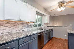 211 Holly Ln, Janesville, MN 56048 - Photo 24
